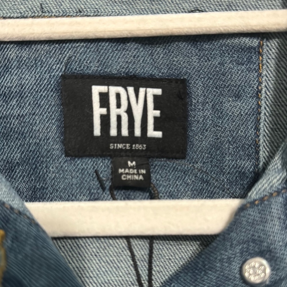 FRYE Studded Denim Jacket Blue Western Trucker Medium NWT - Picture 3 of 10